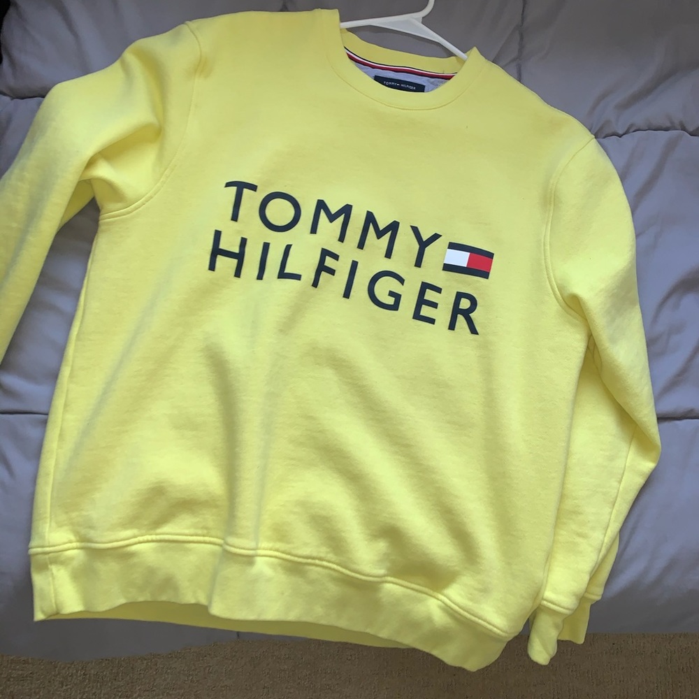 Men’s Tommy Hilfiger crewneck sweatshirt